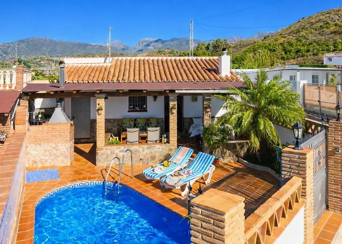 Willa Cortijo Porroncico Nerja